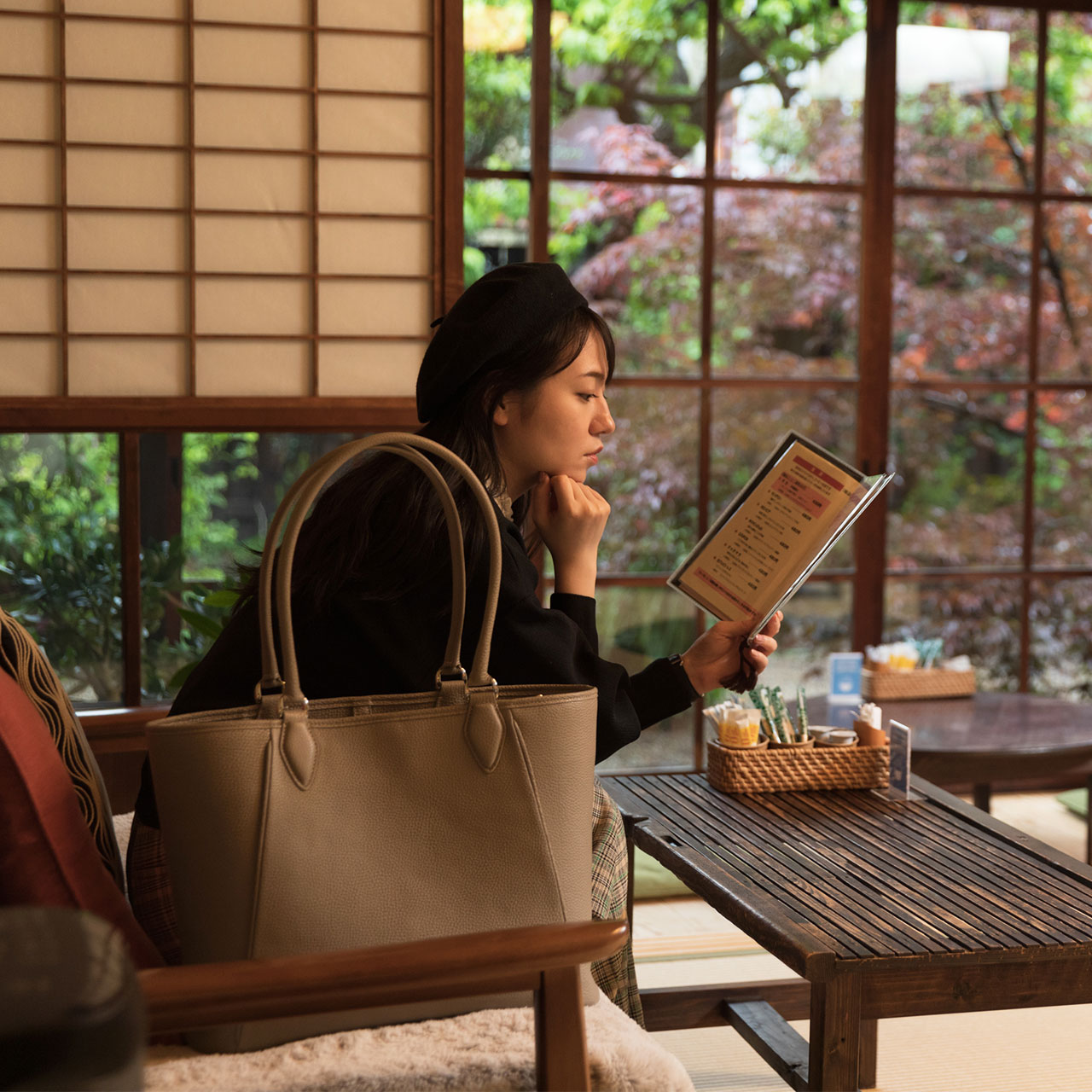 日本製高級ハンドバッグ